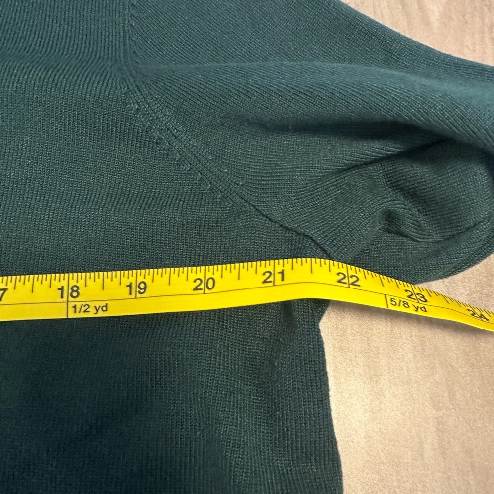 Cable and Gauge Green Sweater 2X - Picture 5 of 6